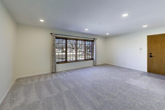 Foto del edificio - 1209 E Davis St