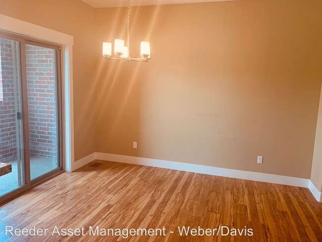 Foto del edificio - 3 br, 2.5 bath House - 1987 Birch Cove Street