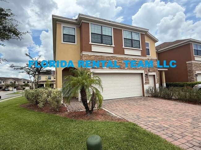 Building Photo - 4/2 Orlando Townhome