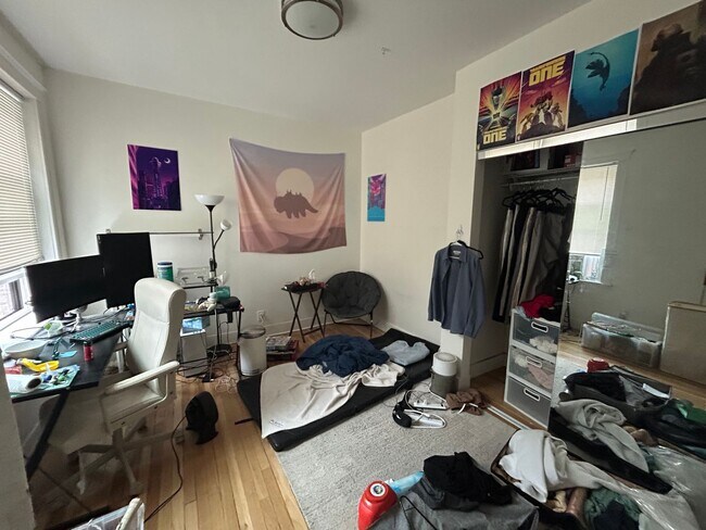 Foto del edificio - Brighton 2 Bed – Heat & Hot Water Included – No Broker Fee