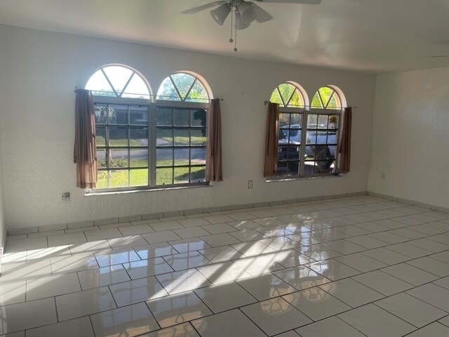 Foto del edificio - 8325 SW 91st St