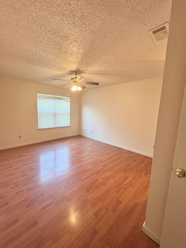 Foto del edificio - 8109 Skillman St