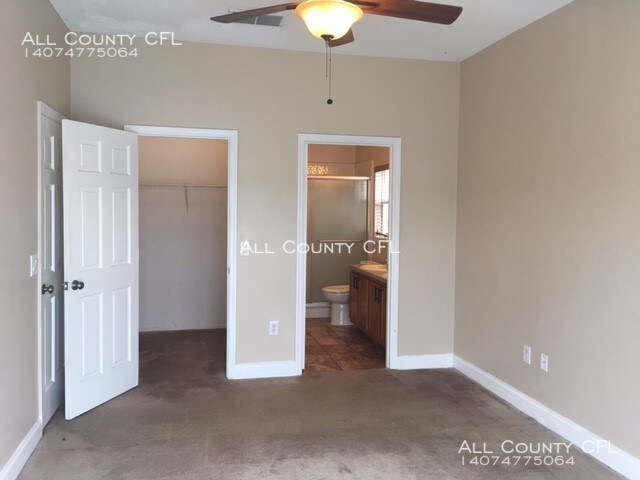 Building Photo - 2047 Meadow Pond Way