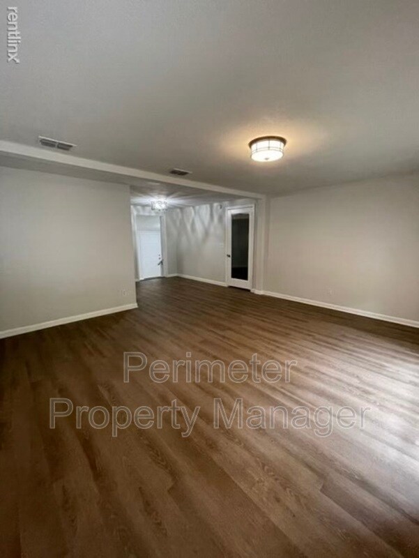 Building Photo - 739 Ebb Tide Dr
