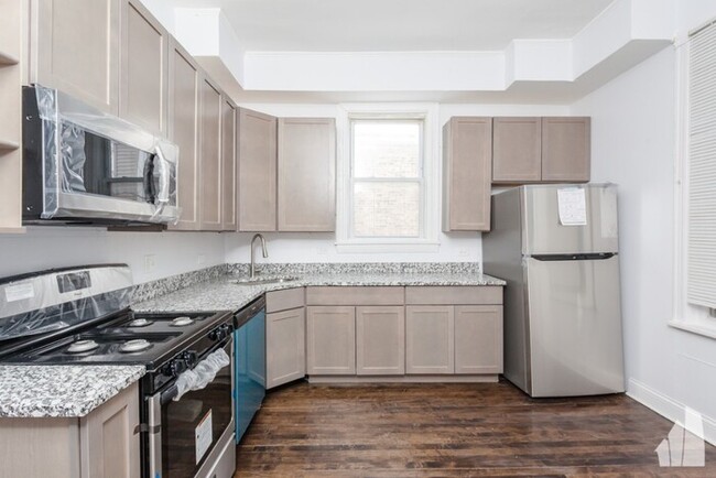 Foto del edificio - 2929 W Roscoe St