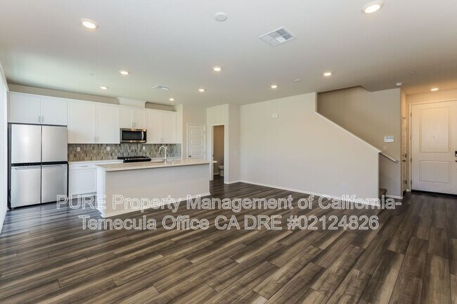 Foto del edificio - 28240 Heirloom Dr