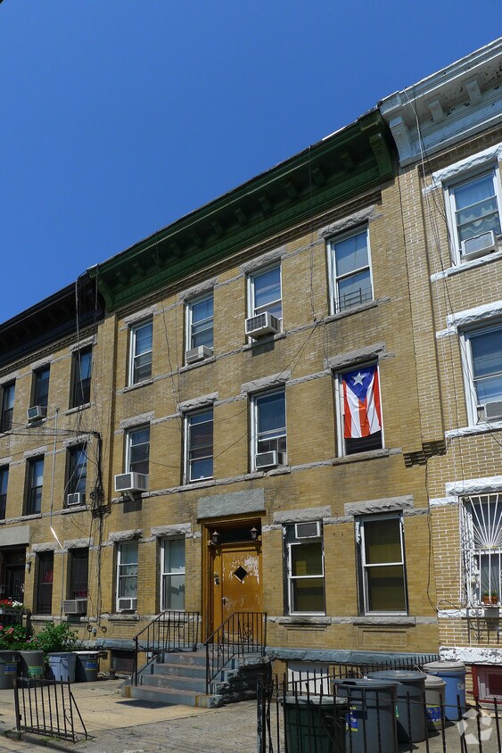 Foto del edificio - 17-23 Menahan St