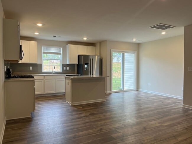 Building Photo - Brand New 3/3 Townhome Available Now!