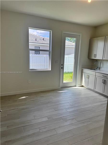Foto principal - 710 SE 15th Ave