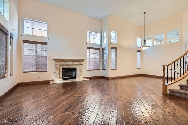 Building Photo - 136 N Ring Dove Dr