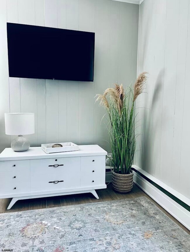 Building Photo - 512 W Brigantine Ave