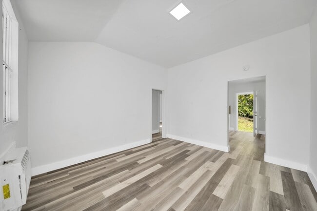 Building Photo - 2750 NW 60th St