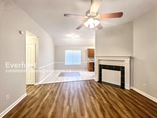 Foto del edificio - 7689 Ragland Pl