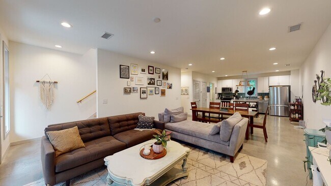 Foto del edificio - Coming Soon! East Nashville off Gallatin R...
