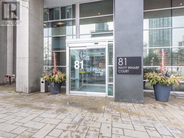 Photo du bâtiment - 81 Navy Wharf Ct