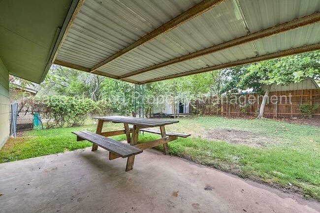 Building Photo - 4726 Casa Verde St