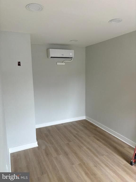 Foto del edificio - 7406 Bristol Pike