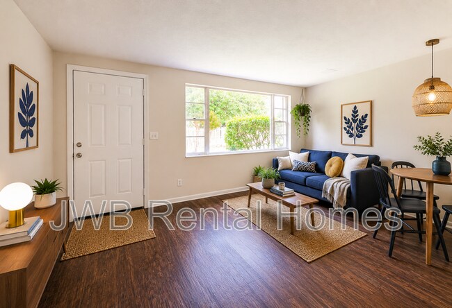 Foto del edificio - 5742 Newberg Ln