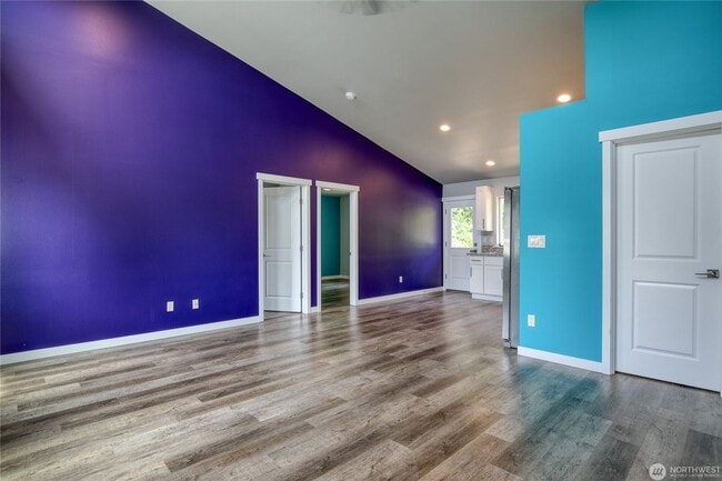 Foto del edificio - 2 bedroom close to the beach