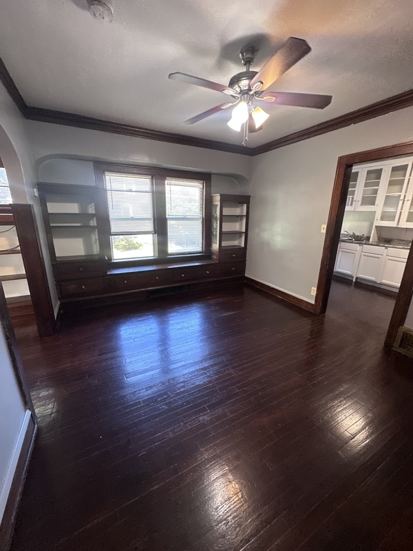 Foto del edificio - 3389 W 125th St