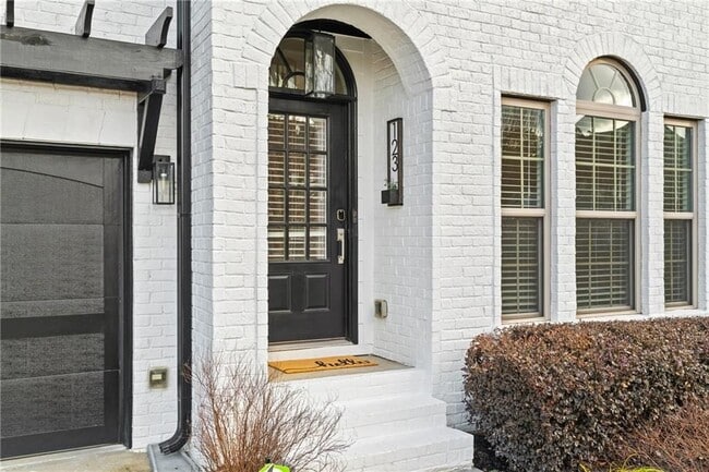 Foto del edificio - 123 Marlow Dr