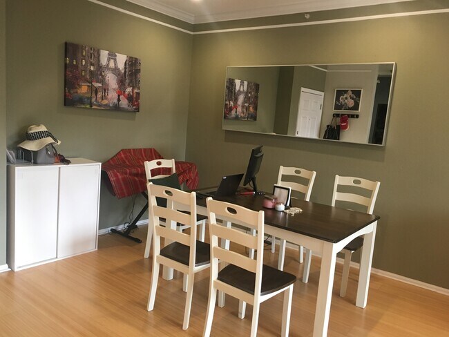 Building Photo - 1580 Spring Gate Dr