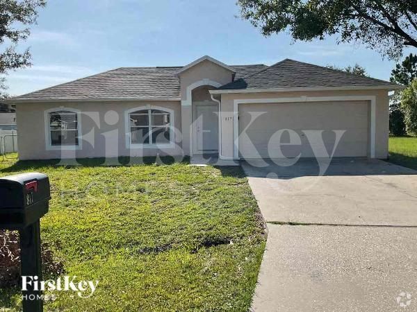 Building Photo - 817 Grantham Dr
