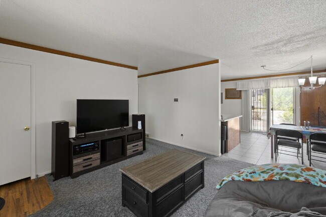 Building Photo - 2650 Willard Dr