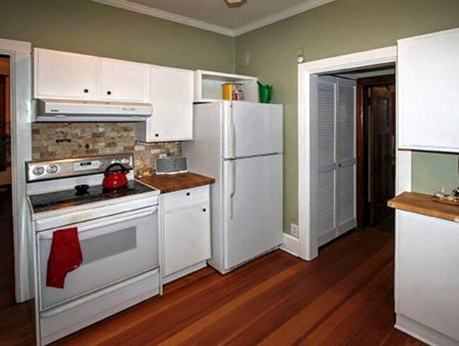 Foto del edificio - 705 W 3rd St