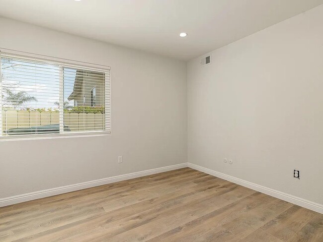 Foto del edificio - 1920 Avenida Joaquin