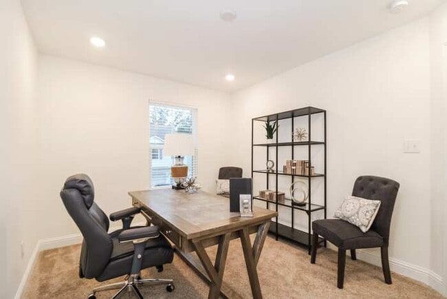 Building Photo - Overland Villas Townhomes
