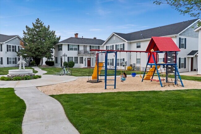 Foto del edificio - 108 Davis Ave