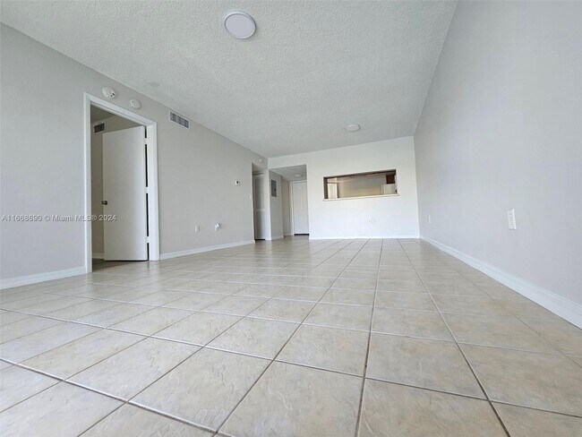 Building Photo - 361 SW 113th Way