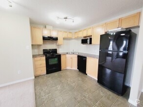 Building Photo - 7339 Terwillegar Dr S NW