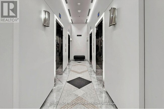 Building Photo - 5 Soudan Ave