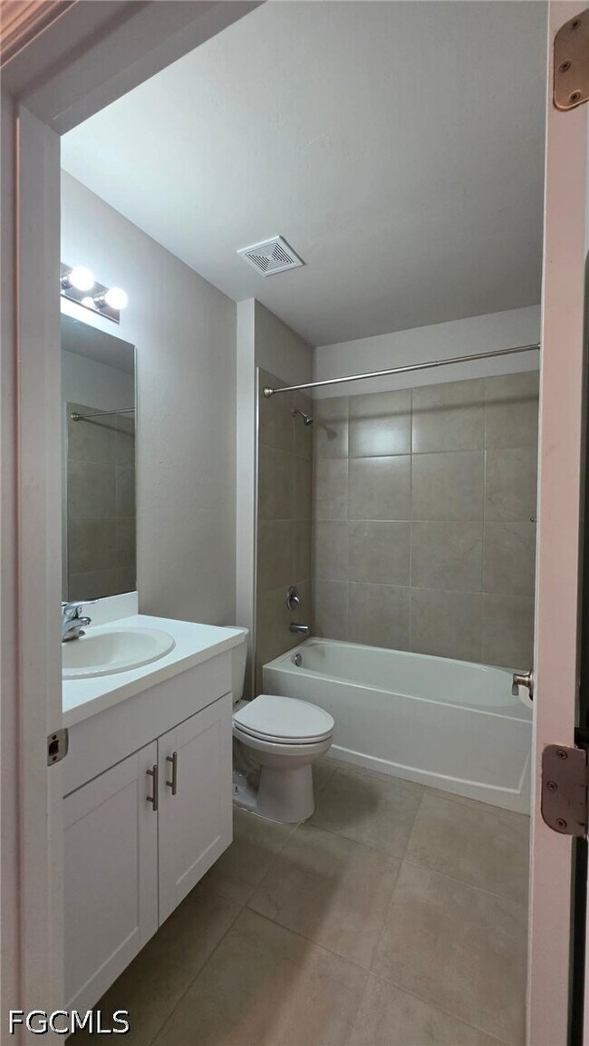 Foto del edificio - 1437 NW 31st Pl
