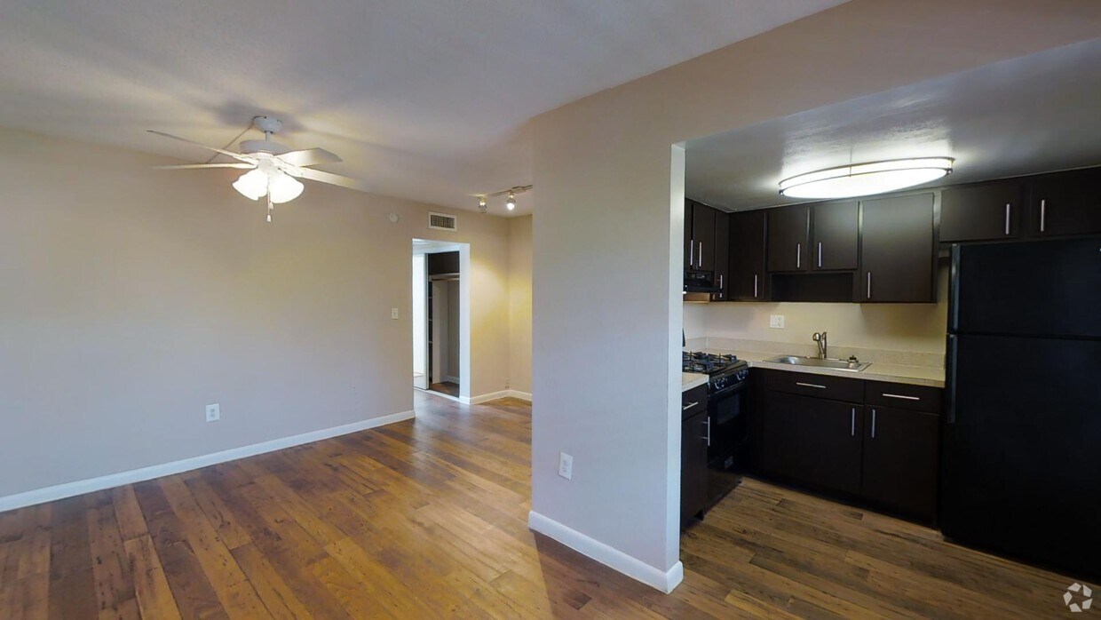 Photo - The Crossroads at Downtown Boca Apartments