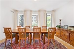 Building Photo - 325 E 53rd St