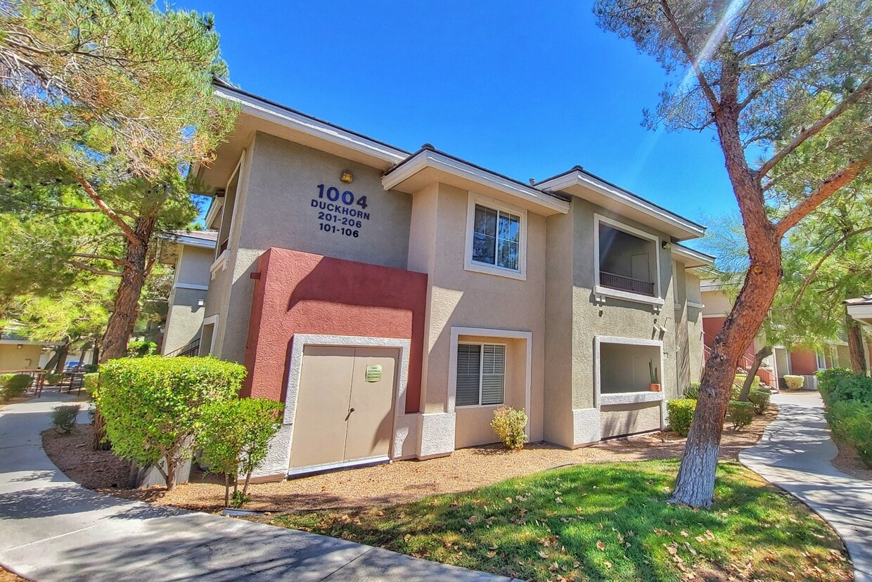 Foto principal - 1004 Duckhorn Ct