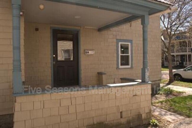 Foto del edificio - 124 N Winooski Ave