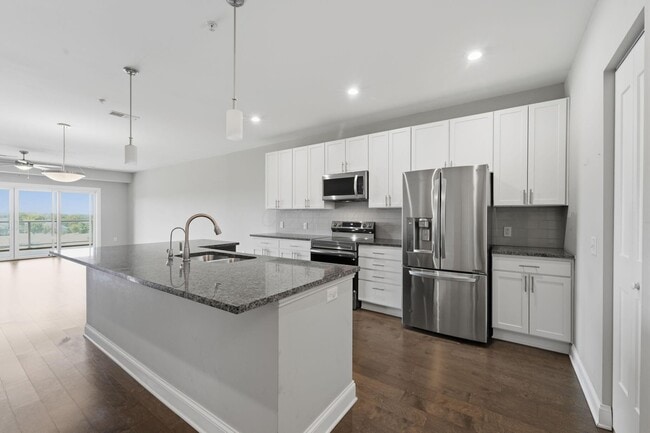 Building Photo - 5339 Highpointe Lakes Dr