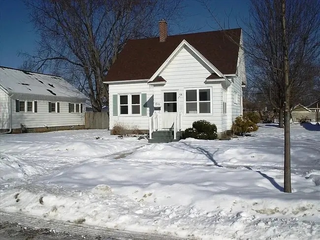 Building Photo - 1516 Badger Ave