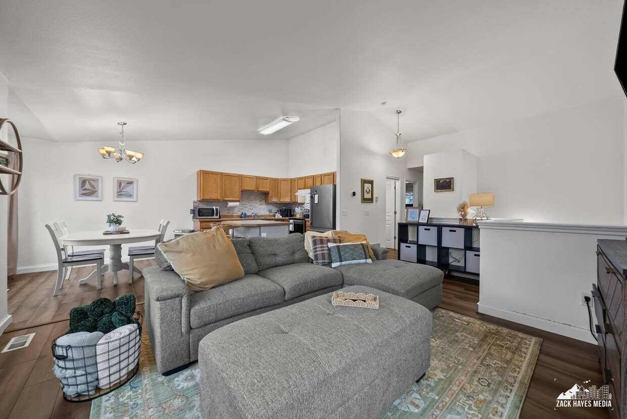 Primary Photo - Tudor Townhouse