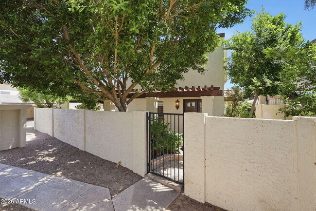 Foto del edificio - 8825 S 48th St