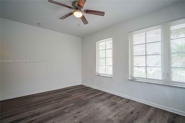 Foto del edificio - 920 Pennsylvania Ave