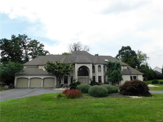 Building Photo - 3505 Manor Rd