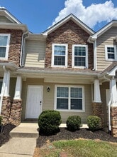 Building Photo - 117 Cobblestone Pl Dr