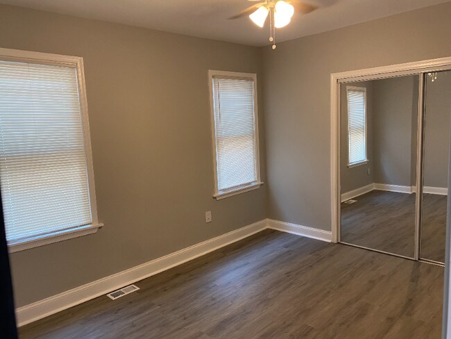 Foto del edificio - 5114 Belair Rd