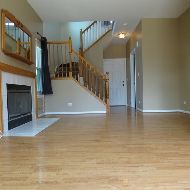 Foto del edificio - 2530 Warm Springs Ln