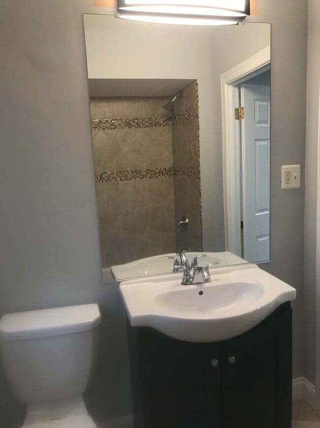 Photo - 928 Argonne Dr Townhome